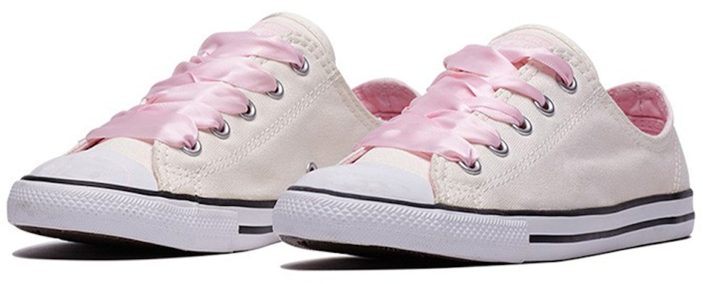 (W) 컨버스 척테일러 올스타 '핑크 화이트' 560642C Lookbook (W) 컨버스 척테일러 올스타 '핑크 화이트' 560642C