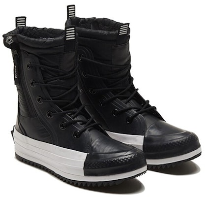(W) Converse Chuck Taylor All Star MC Boot Tinggi 'Tahan Air - Hitam Putih' 569380C Lookbook (W) Converse Chuck Taylor All Star MC Boot Tinggi 'Tahan Air - Hitam Putih' 569380C