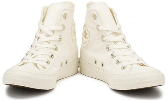 (W) 匡威Chuck Taylor All Star单色魅力高帮帆布鞋米色‘金色’ 559937C Lookbook (W) 匡威Chuck Taylor All Star单色魅力高帮帆布鞋米色‘金色’ 559937C