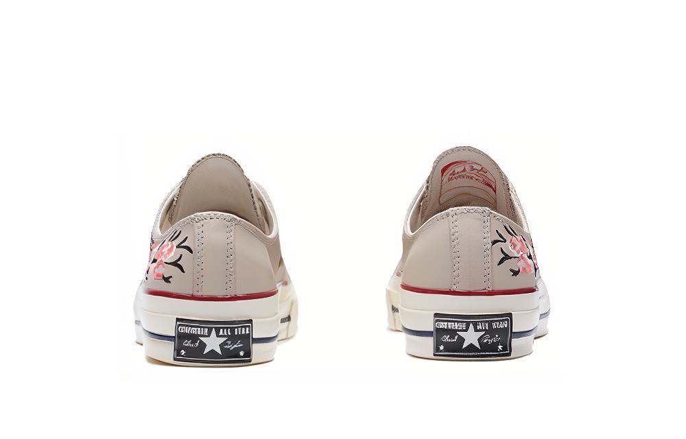 Shop 匡威 Chuck Taylor All Star PARKWAY FLORAL 復古花卉刺繡