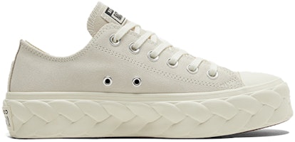 (W) Converse Chuck Taylor All Star Platform Low 'Runway Cable - Egret' dalam warna Krim. 568683C Order (W) Converse Chuck Taylor All Star Platform Low 'Runway Cable - Egret' dalam warna Krim. 568683C