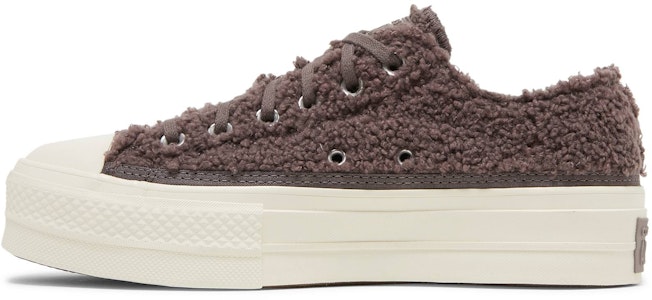 (W) Converse Chuck Taylor All Star Platform Low 'Cozy Sherpa - Violet Ore' Ungu 572201C Lookbook (W) Converse Chuck Taylor All Star Platform Low 'Cozy Sherpa - Violet Ore' Ungu 572201C