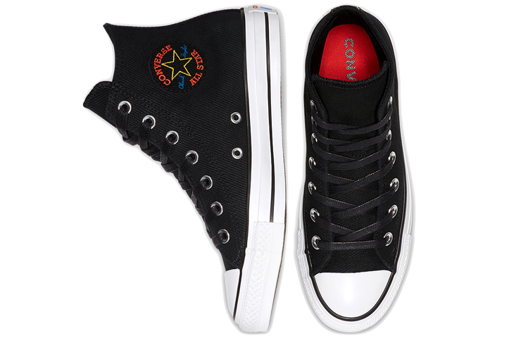 Shop (W) Converse Chuck Taylor All Star Retrograde High Top Corduroy Hitam 'Putih' 564961C