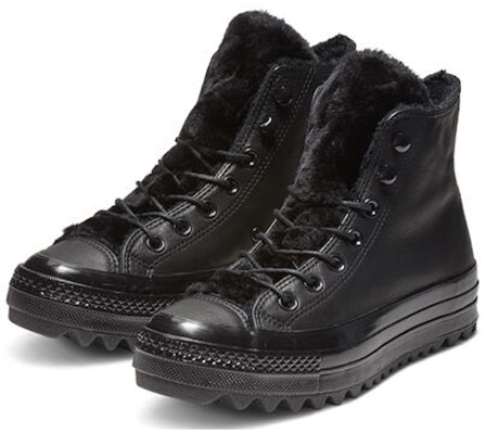 (W) Converse Chuck Taylor All Star Street Warmer Ripple High Top Tebal 'Hitam' 562422C Lookbook (W) Converse Chuck Taylor All Star Street Warmer Ripple High Top Tebal 'Hitam' 562422C