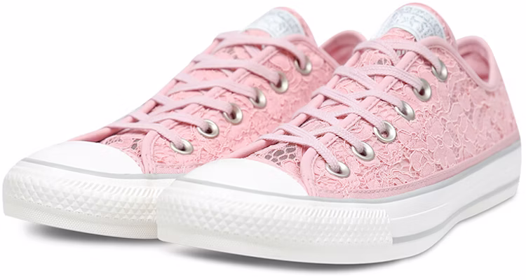 (W) 匡威Chuck Taylor II All Star红色‘橙色’ 561353C Lookbook (W) 匡威Chuck Taylor II All Star红色‘橙色’ 561353C