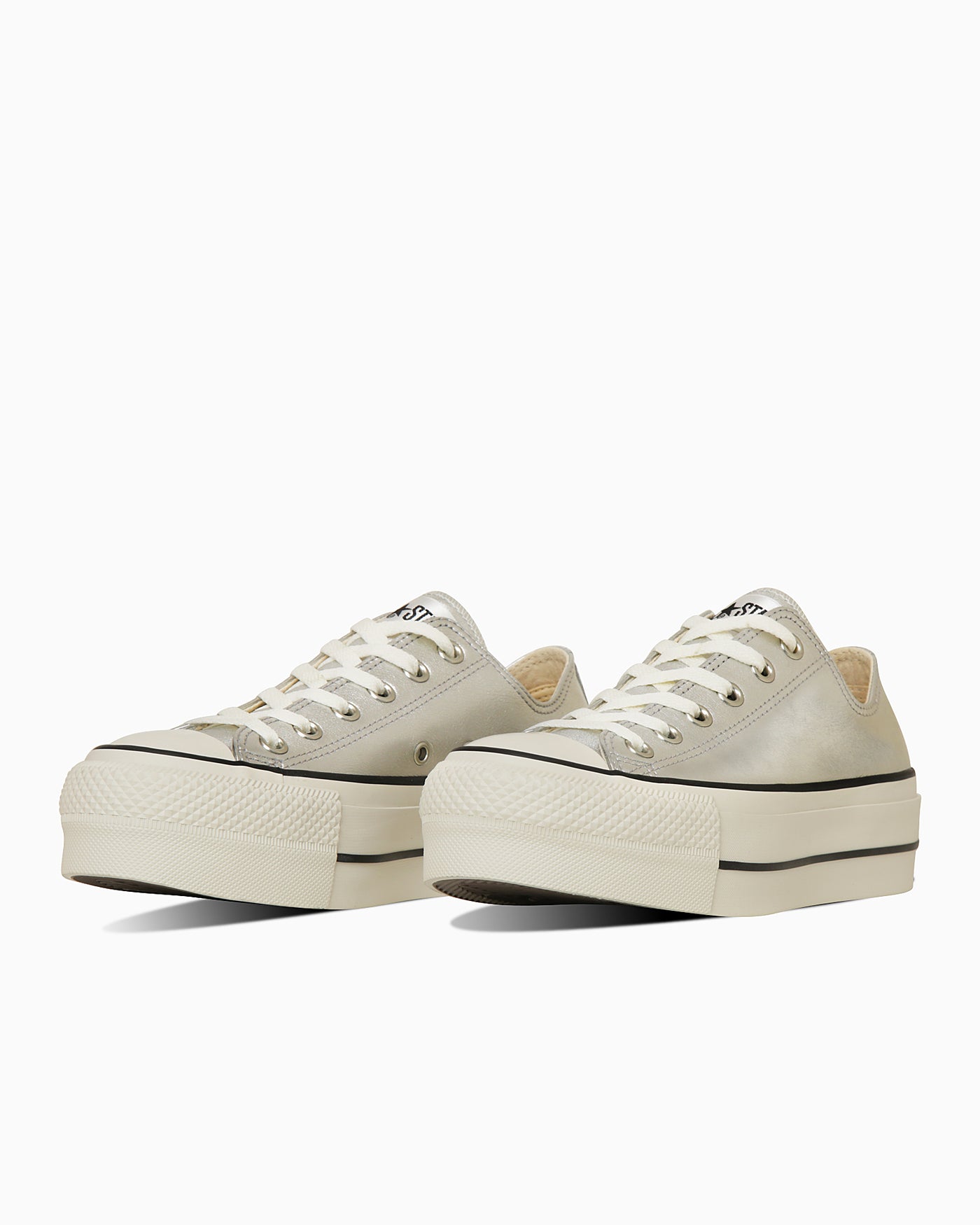 Buy (W) 匡威皮革All Star厚底低帮银色运动鞋 31314280