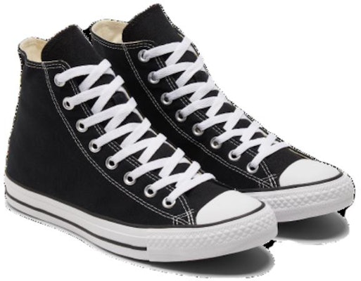 (W) Converse Low Top 'Hitam Putih' 150204C5 Lookbook (W) Converse Low Top 'Hitam Putih' 150204C5