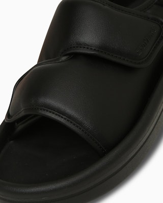 (W) Converse Nike Kobe 5 Protro 'Pao Gasol' Hitam Monokrom 33800010 Details for (W) Converse Nike Kobe 5 Protro 'Pao Gasol' Hitam Monokrom 33800010