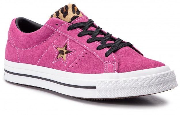 Converse One Star OX Aktif Merah/Pink 163243C Lookbook Converse One Star OX Aktif Merah/Pink 163243C
