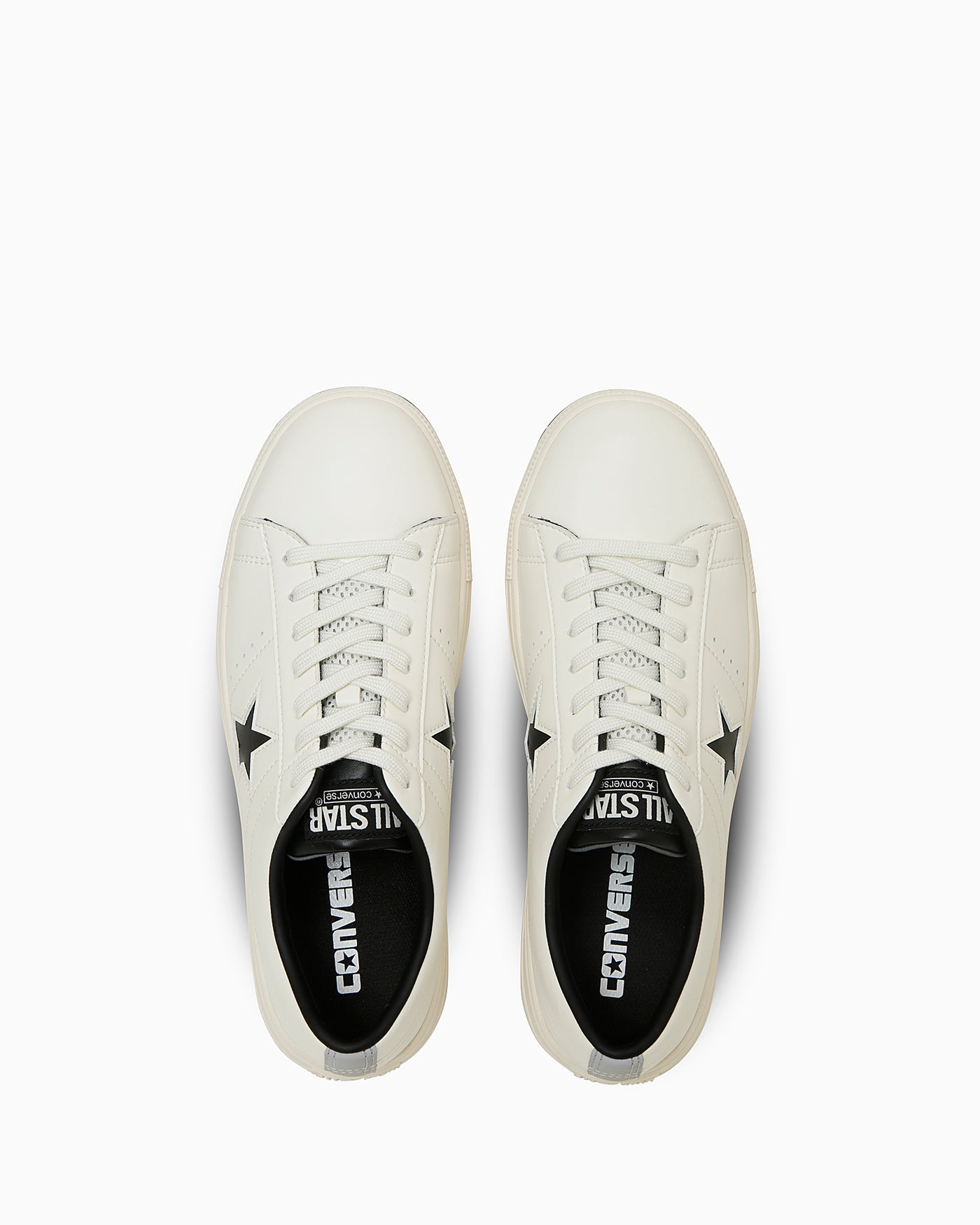 Lookbook (W) Converse One Star Pro Sepatu Skate Hitam/Putih 33701751