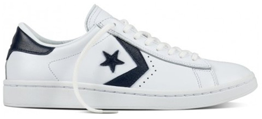 (W) Converse Pro Leather 'Putih Hitam' 555930C Order (W) Converse Pro Leather 'Putih Hitam' 555930C