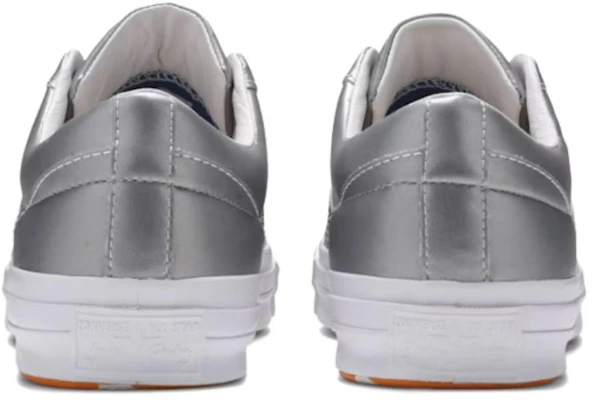 (W) Converse Pro Leather Low ''Argento'' 555947C Shop (W) Converse Pro Leather Low ''Argento'' 555947C