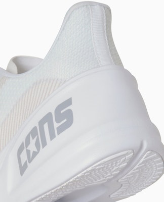 (W) Converse Run Star Hike 'Slash' Putih/Merah/Biru 34202113 Sizing (W) Converse Run Star Hike 'Slash' Putih/Merah/Biru 34202113