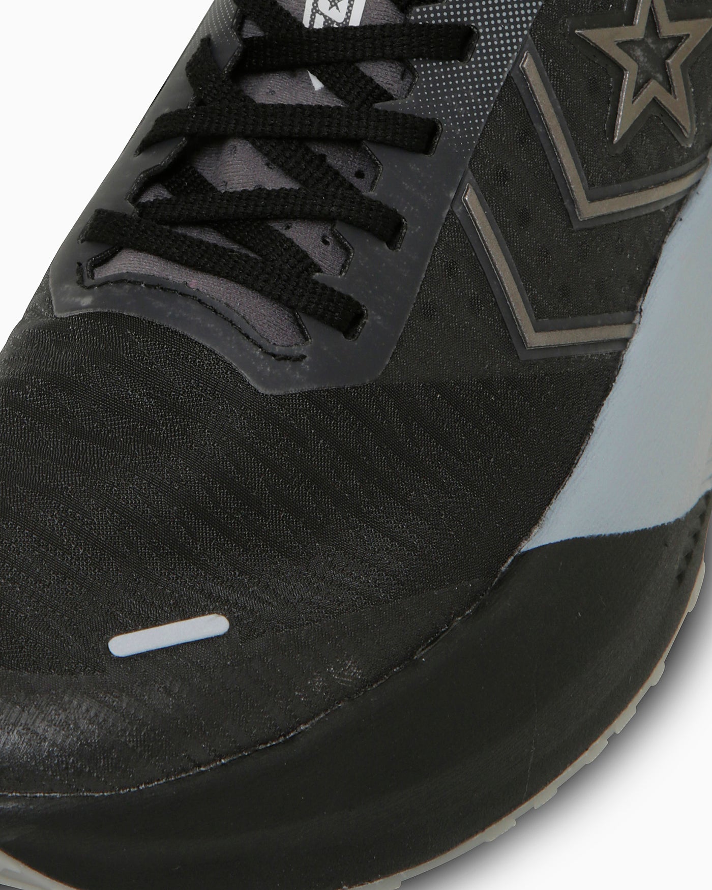 Details for Converse Run Star Hike White/Red/Blue 33600021