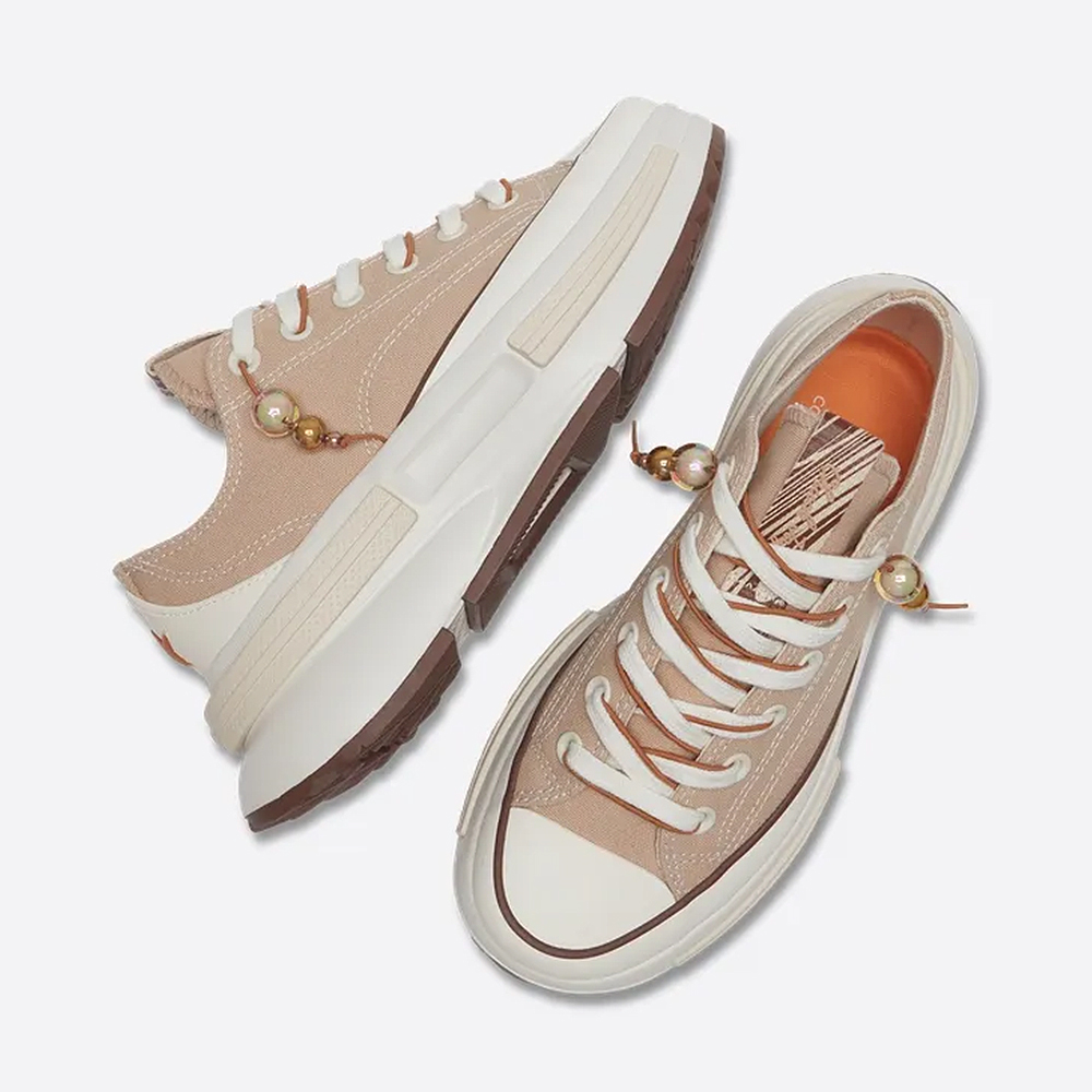 Shop コンバース ラン スター レガシー CX オックス カジュアル シューズ イエロー A11620C