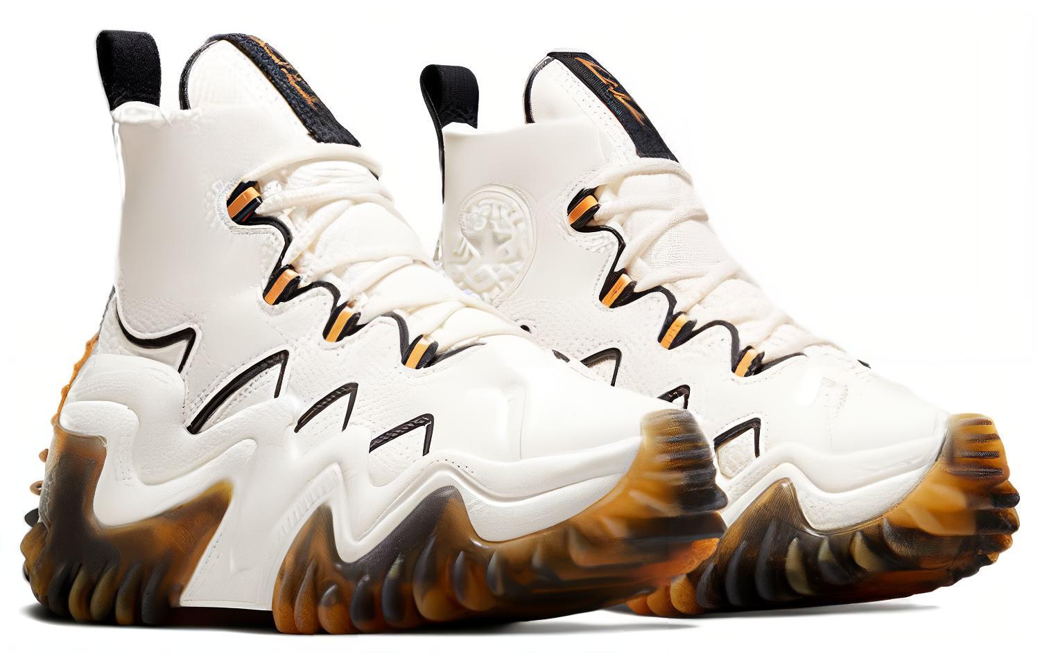 Lookbook (W) Converse Run Star Motion 奶油色高帮鞋 A04704C