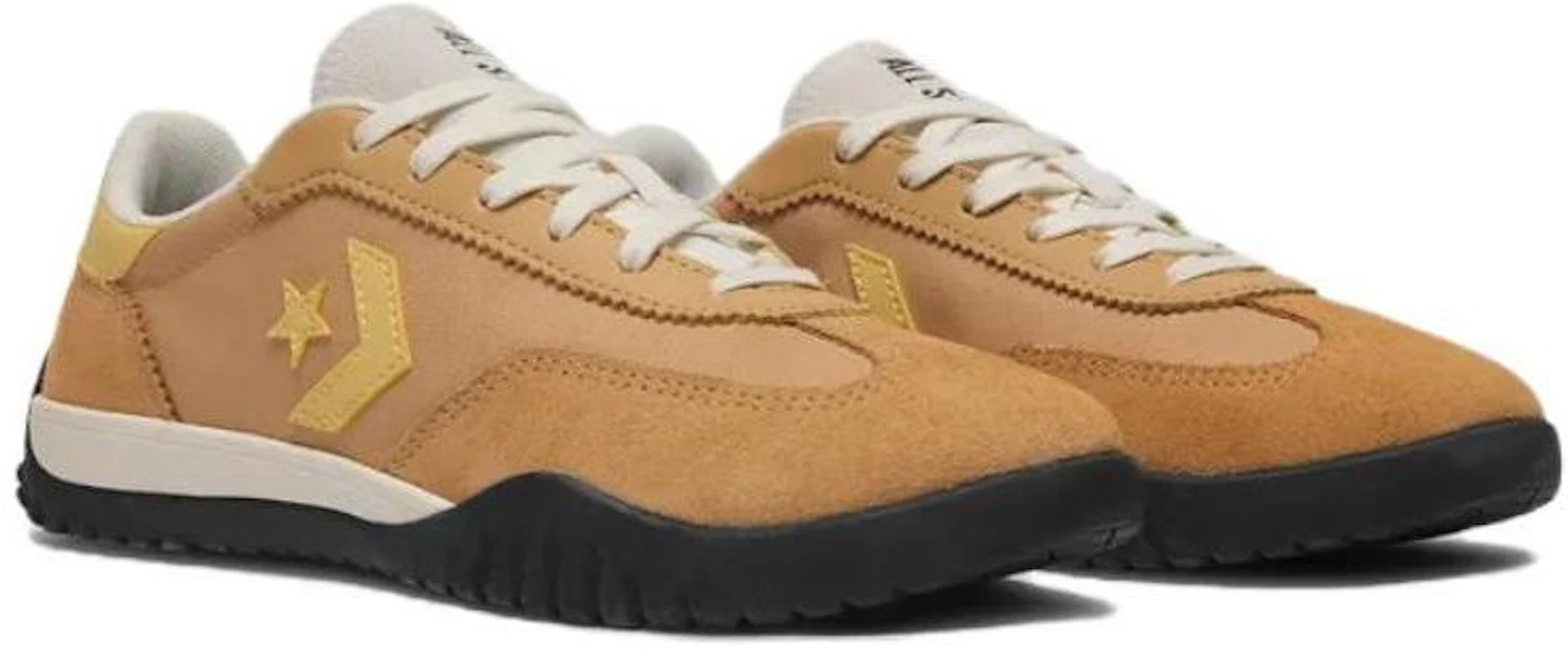 (W) Converse Run Star Trainer ''Retro Sport - Pasir Pantai'' A10620C Lookbook (W) Converse Run Star Trainer ''Retro Sport - Pasir Pantai'' A10620C