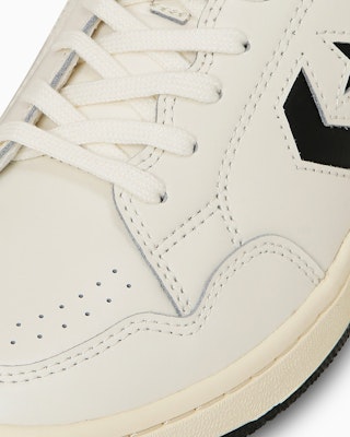 Converse Weapon CC OX Sneaker Off-White/Black 34202180 Details for Converse Weapon CC OX Sneaker Off-White/Black 34202180