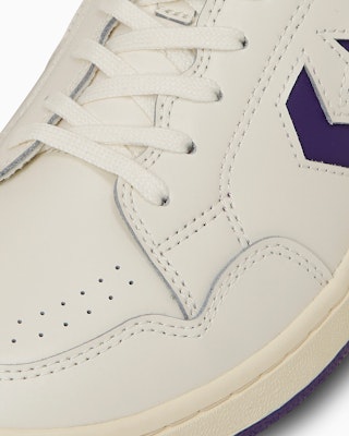 Converse Weapon CC OX Sneakers Off-White/Black 34202181 Details for Converse Weapon CC OX Sneakers Off-White/Black 34202181