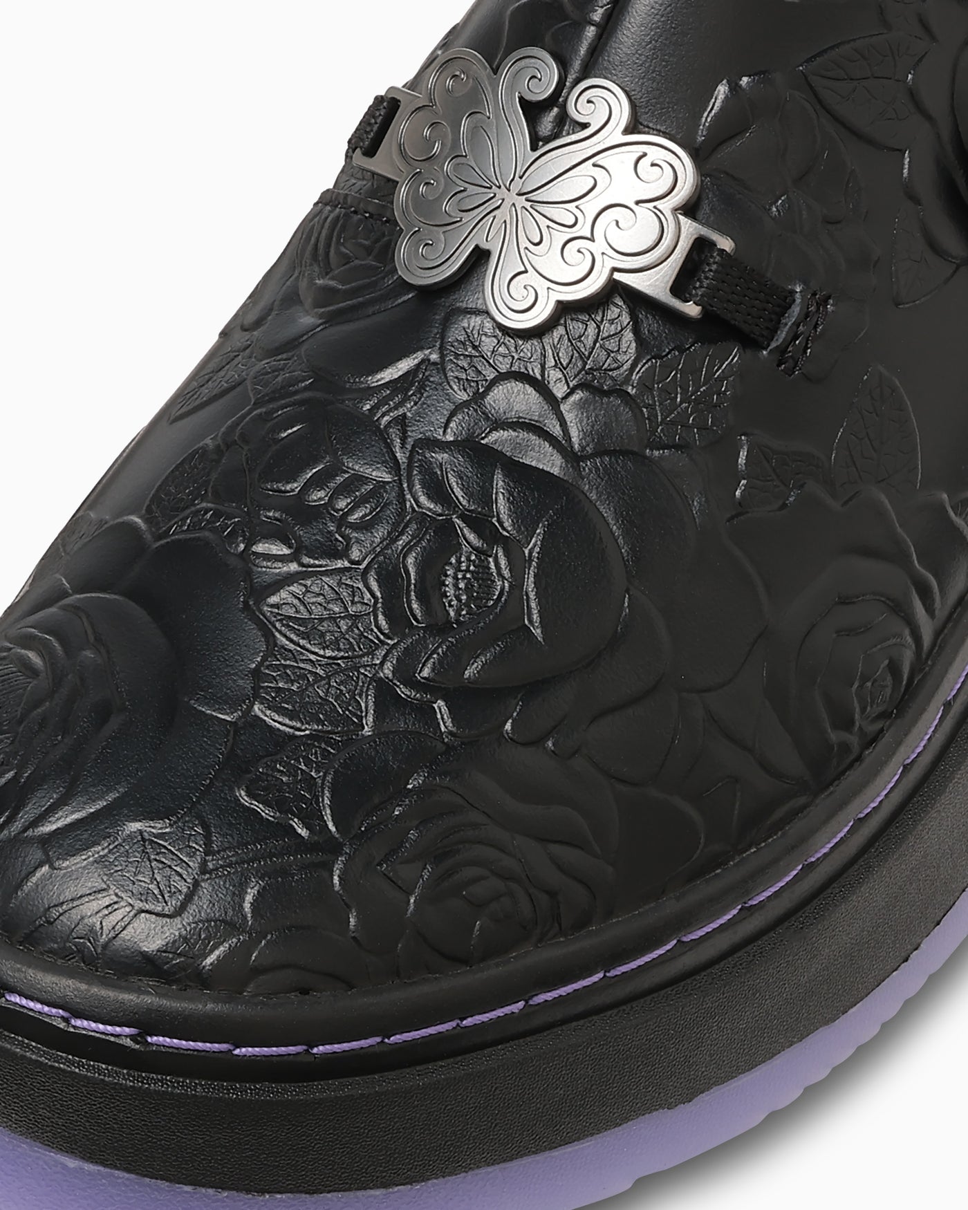 Sizing (W) Converse Weapon Platforms College Ox Anna Sui Editie. Zwart/Paars 33702710