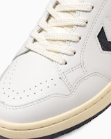 (W) Converse Weapon 复古高帮运动鞋 米白/复古海军蓝 34201760 Details for (W) Converse Weapon 复古高帮运动鞋 米白/复古海军蓝 34201760