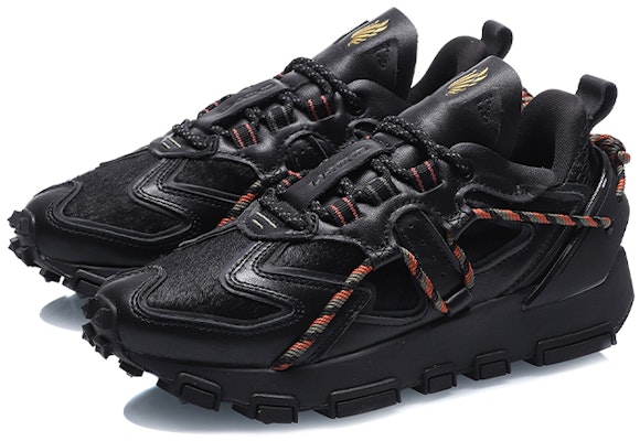 (W) Li-Ning Counterflow Low x Muzium Dunhuang 'Hitam' AGCQ622-5 Lookbook (W) Li-Ning Counterflow Low x Muzium Dunhuang 'Hitam' AGCQ622-5