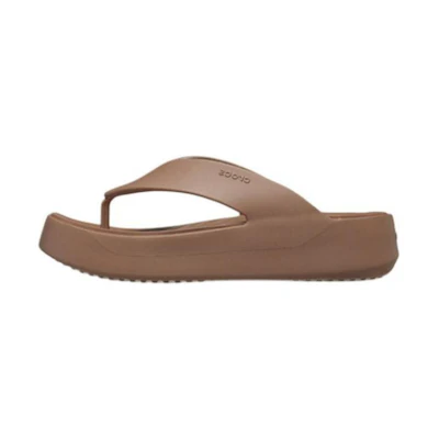(W) Crocs (W) Getaway Platform Flip Latte