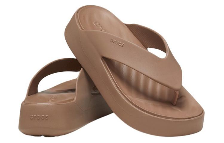 Shop (W) Crocs (Mujer) Sandalias Platform Flip Latte 209410-2Q9