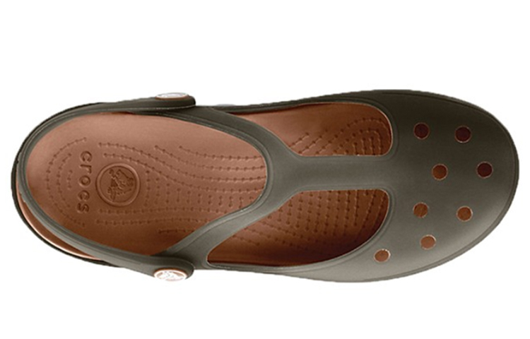 Shop Crocs 沙灘洞洞涼鞋 女款 深咖啡色
