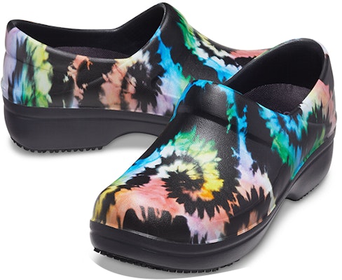 (W) Crocs Bistro Pro II Graphic 'Hitam Hijau' 205385-001 Shop (W) Crocs Bistro Pro II Graphic 'Hitam Hijau' 205385-001