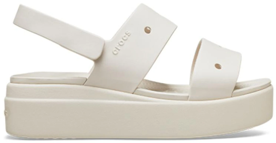 (W) Crocs (W) Brooklyn 4U Sandal Stucco Wanita 210676-160 Lookbook (W) Crocs (W) Brooklyn 4U Sandal Stucco Wanita 210676-160