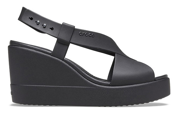 Lookbook (Women) Crocs Brooklyn Cozy Non-Slip Sports Black Sandals 206222-060