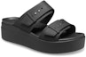 Lookbook (W) Sandal Crocs Brooklyn Low 207431-001