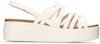 Order (W) Sandal Putih Crocs Brooklyn Strappy 206751-159