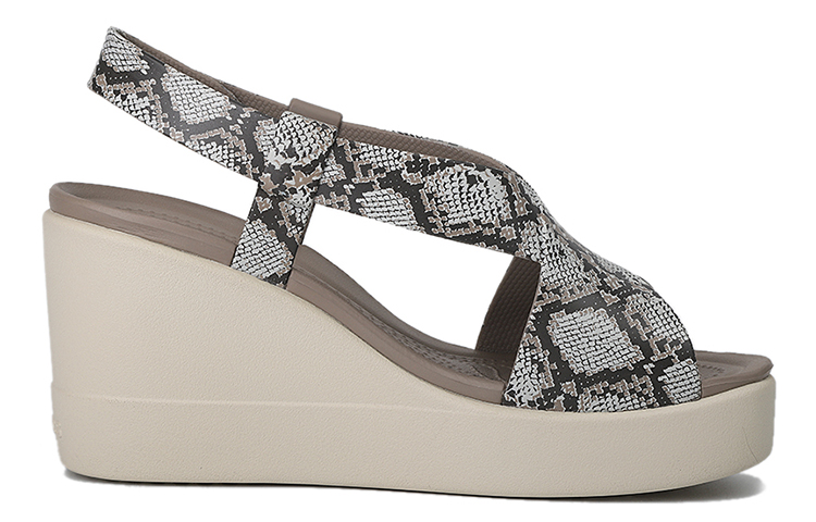 Order (W) Sandal Crocs Brooklyn Sol Tebal Abu-Abu 206222-93T