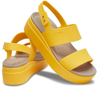 Crocs卡駱馳 布魯克林厚底涼鞋 女款 黃色 Shop Crocs卡駱馳 布魯克林厚底涼鞋 女款 黃色