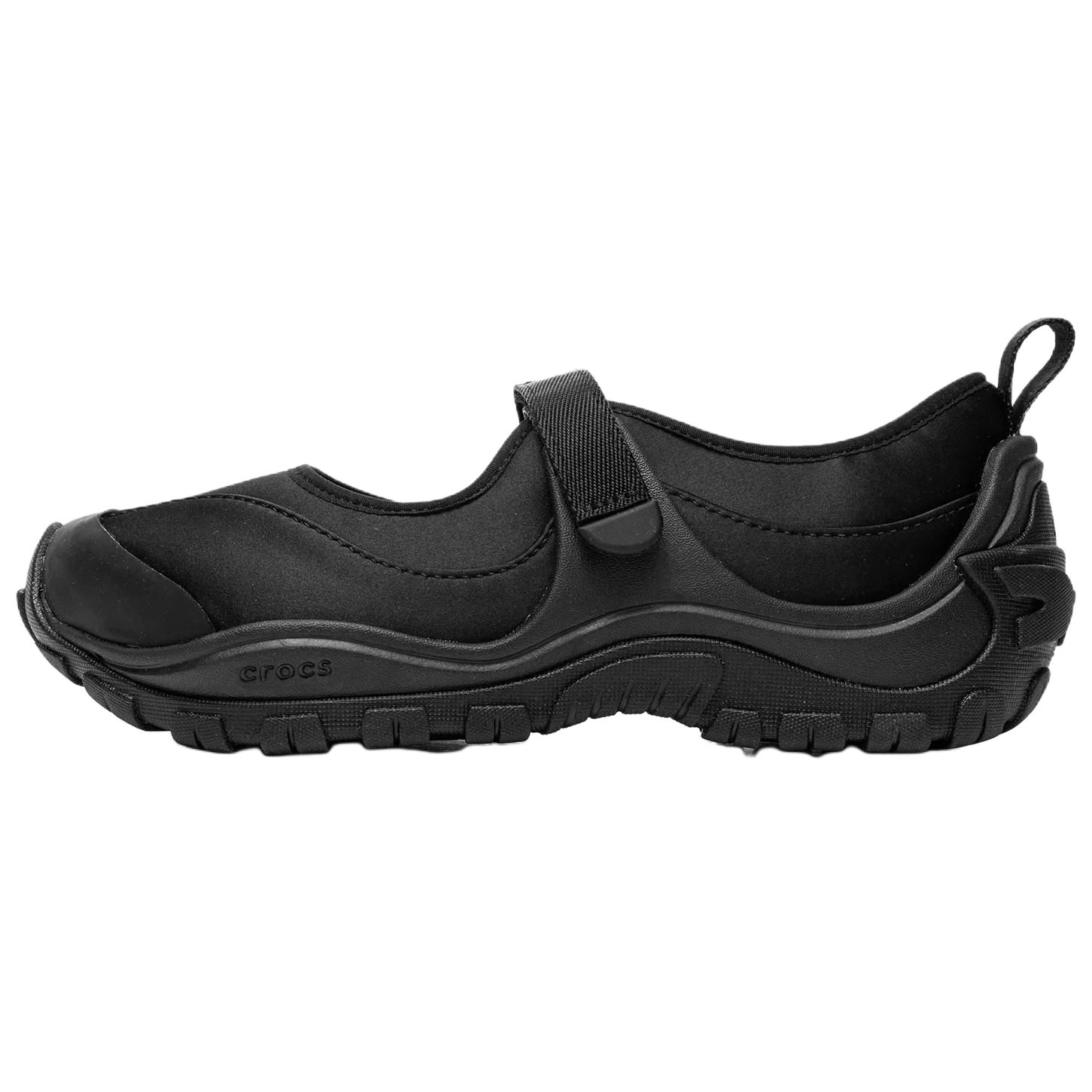 (Women) Crocs Casual Low-Top Fashion Slip-On Shoes Black. 210639-060