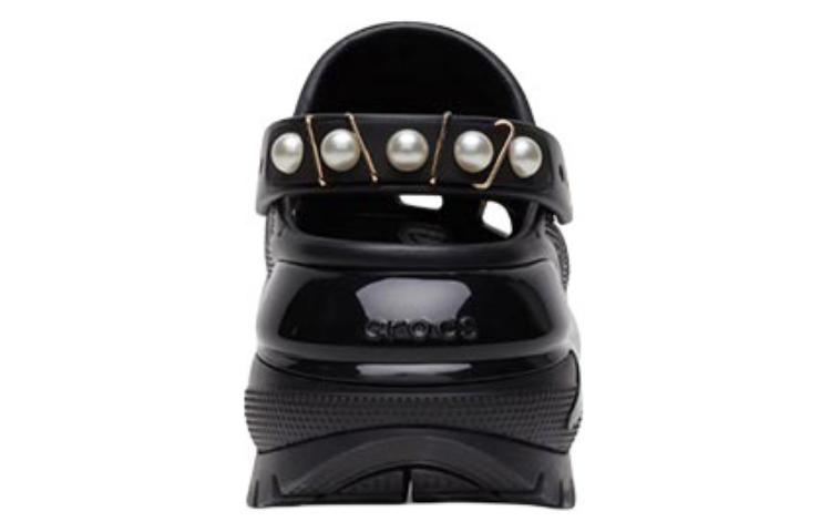 Lookbook (W) クロックス クラシック クロッグ (ブラック) 209915-001