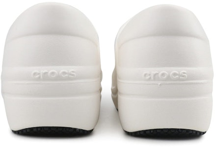 Crocs 娜莉雅克骆格 耐磨輕便涼鞋 女款 白色 Lookbook Crocs 娜莉雅克骆格 耐磨輕便涼鞋 女款 白色