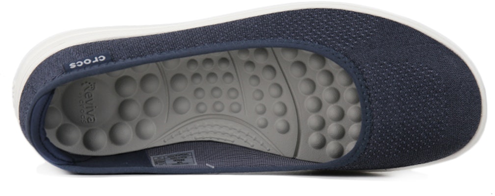 Crocs 舒適透氣 復古運動休閒鞋 女款 藍色 Shop Crocs 舒適透氣 復古運動休閒鞋 女款 藍色