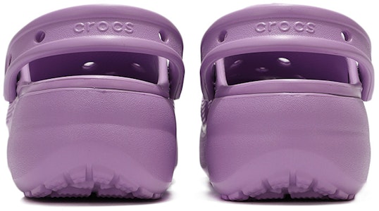 (W) Crocs Classic Awan Sepatu Pantai Retro Ungu 206750-5PR Lookbook (W) Crocs Classic Awan Sepatu Pantai Retro Ungu 206750-5PR