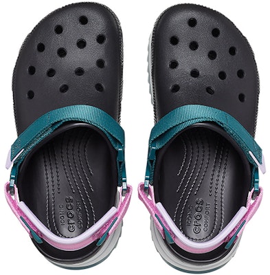 Crocs卡駱馳 經典酷走克駱格沙灘洞洞涼鞋 女款 彩色黑 Shop Crocs卡駱馳 經典酷走克駱格沙灘洞洞涼鞋 女款 彩色黑