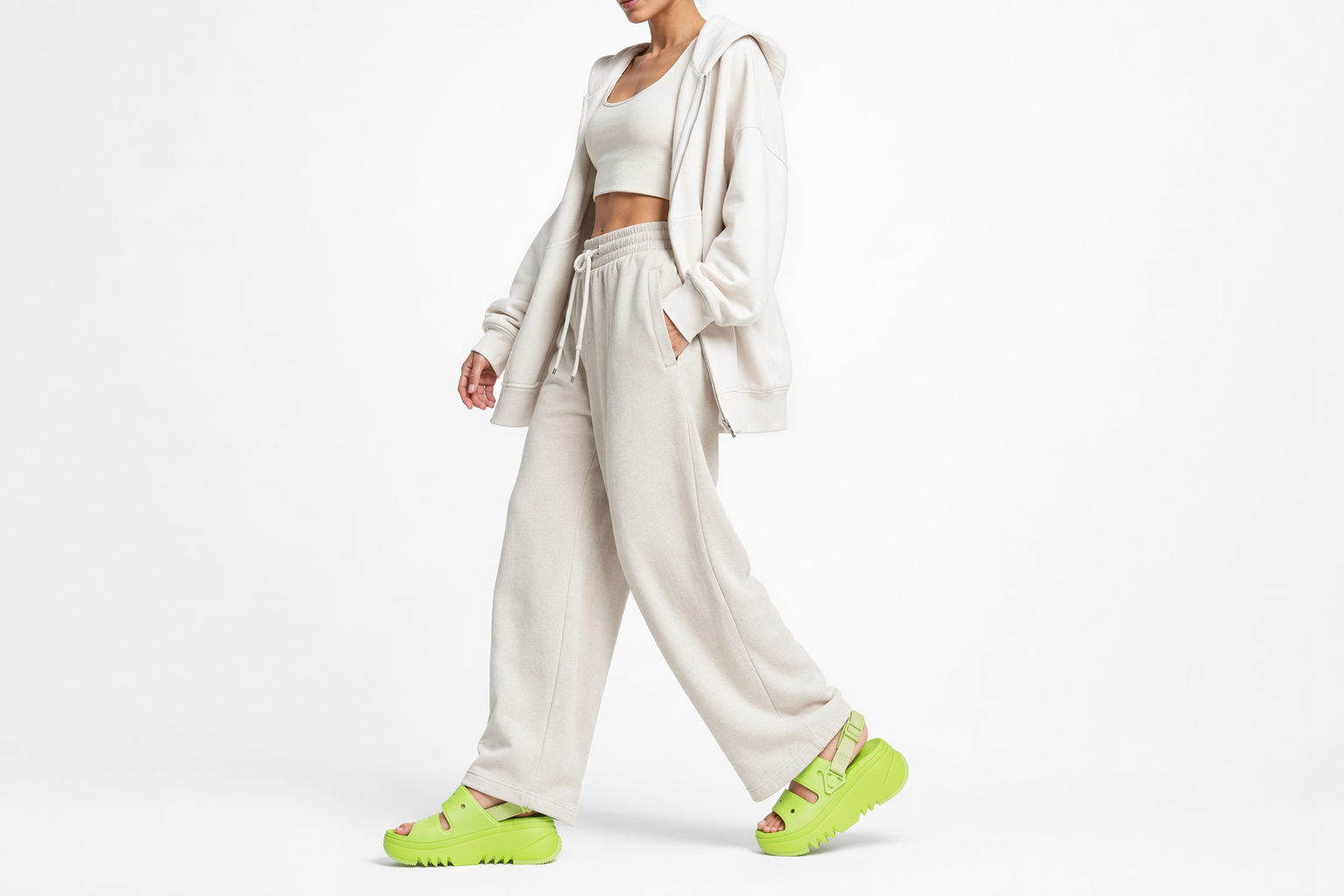 Order (W) Crocs Classic Hiker Xscape Sandale ''Limeade'' 208181-3UH
