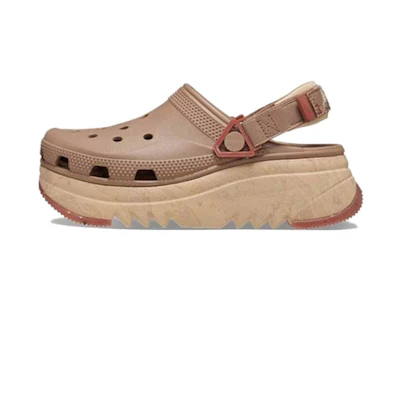 (W) Crocs Classic HikerXscape Clog Latte