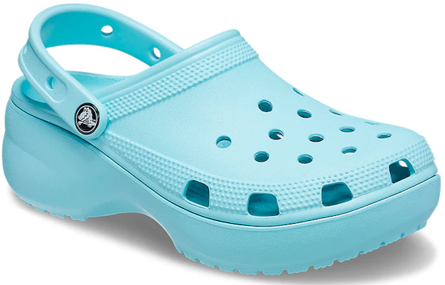 Crocs卡駱馳 雲朵克駱格 沙灘洞洞運動涼鞋 女款 玻璃藍 Shop Crocs卡駱馳 雲朵克駱格 沙灘洞洞運動涼鞋 女款 玻璃藍