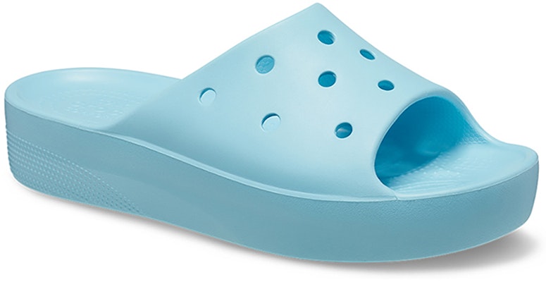 (W) Crocs经典厚底拖鞋'北极' 208180-411 Lookbook (W) Crocs经典厚底拖鞋'北极' 208180-411
