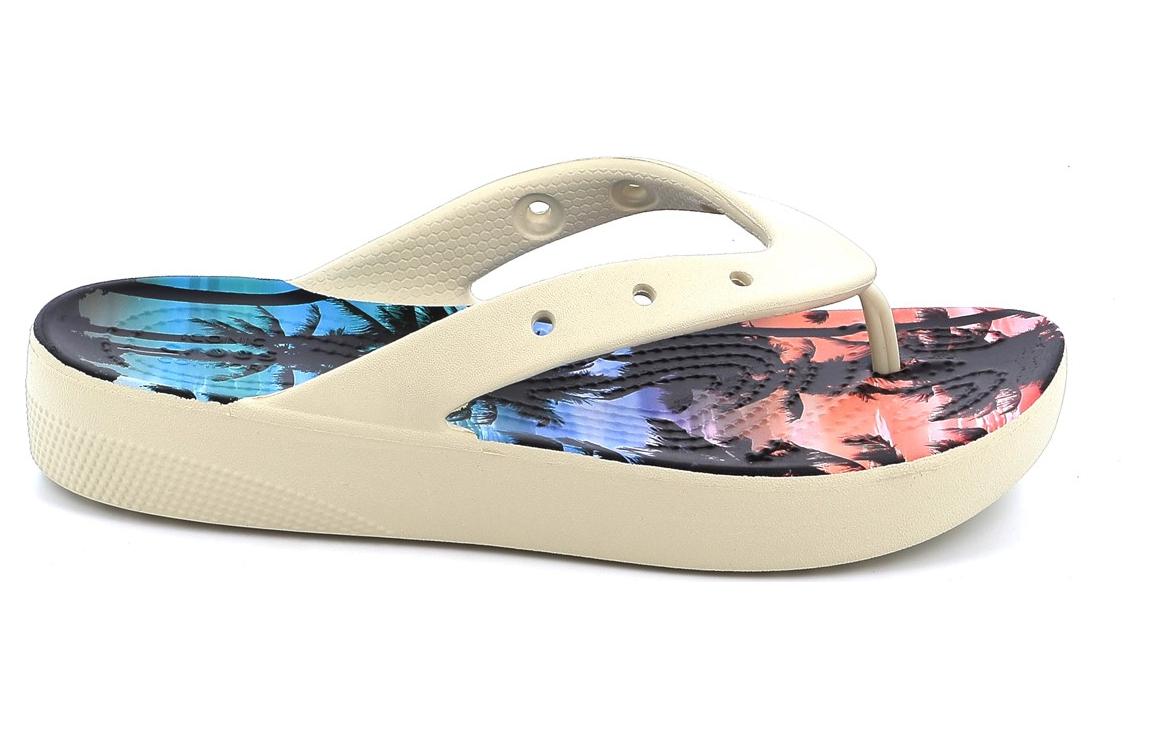 Lookbook (W) Crocs Classiques Slip-On ''Beige'' 208770-2Y3