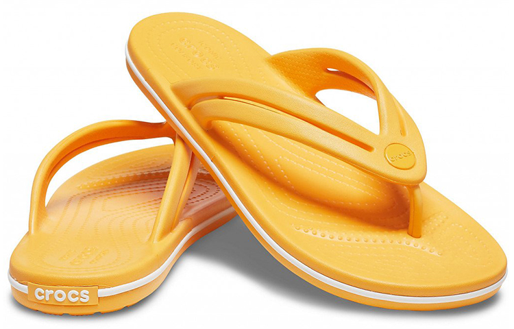 Shop 卡駱馳 Crocband 輕便舒適人字運動拖鞋 女款 黃