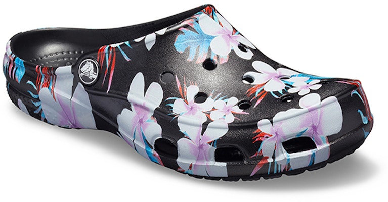 (W) Crocs Freesail 'Corak Bunga Hitam' 205634-98F Lookbook (W) Crocs Freesail 'Corak Bunga Hitam' 205634-98F