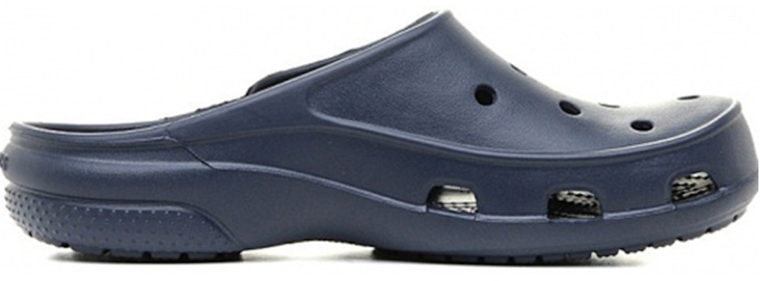 Crocs Freesail 輕便舒適 戶外休閒洞洞拖鞋 女款 深藍 Order Crocs Freesail 輕便舒適 戶外休閒洞洞拖鞋 女款 深藍